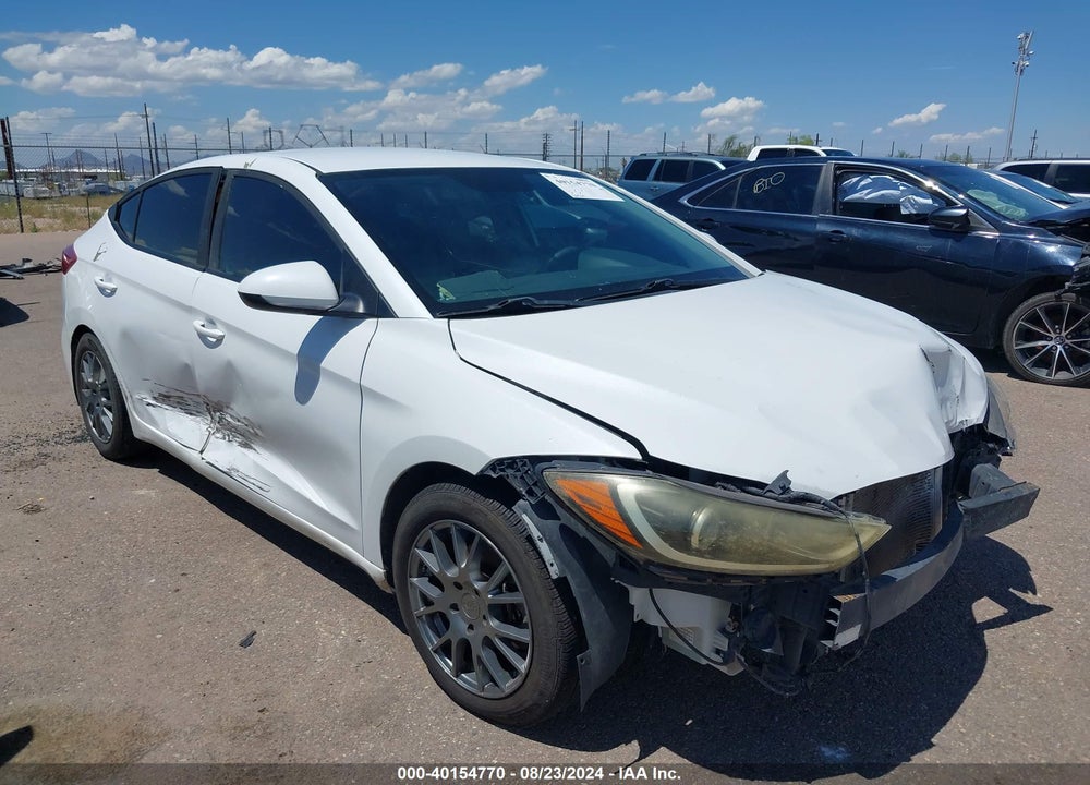 2018 HYUNDAI ELANTRA SEL VIN: 5NPD84LF7JH348044