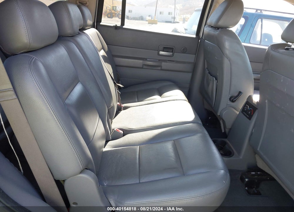 2004 DODGE DURANGO SLT VIN: 1D4HD48D74F223096