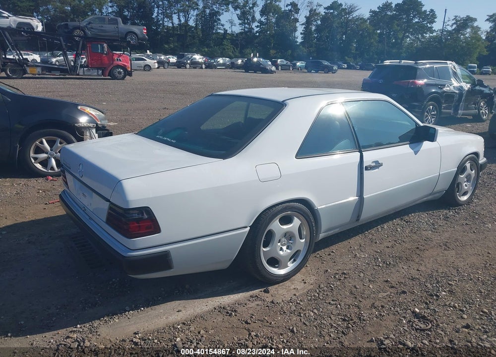 1991 MERCEDES-BENZ 300 CE VIN: WDBEA51D8MB405114