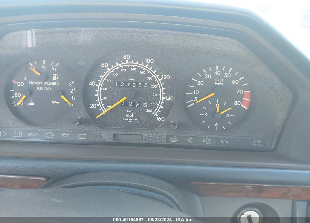 1991 MERCEDES-BENZ 300 CE VIN: WDBEA51D8MB405114