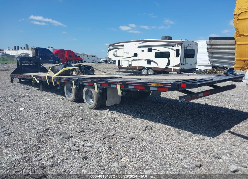 2024 ROADCLIPPER FMAX216 HDT 40X102 VIN: 46UFU4023R1285640