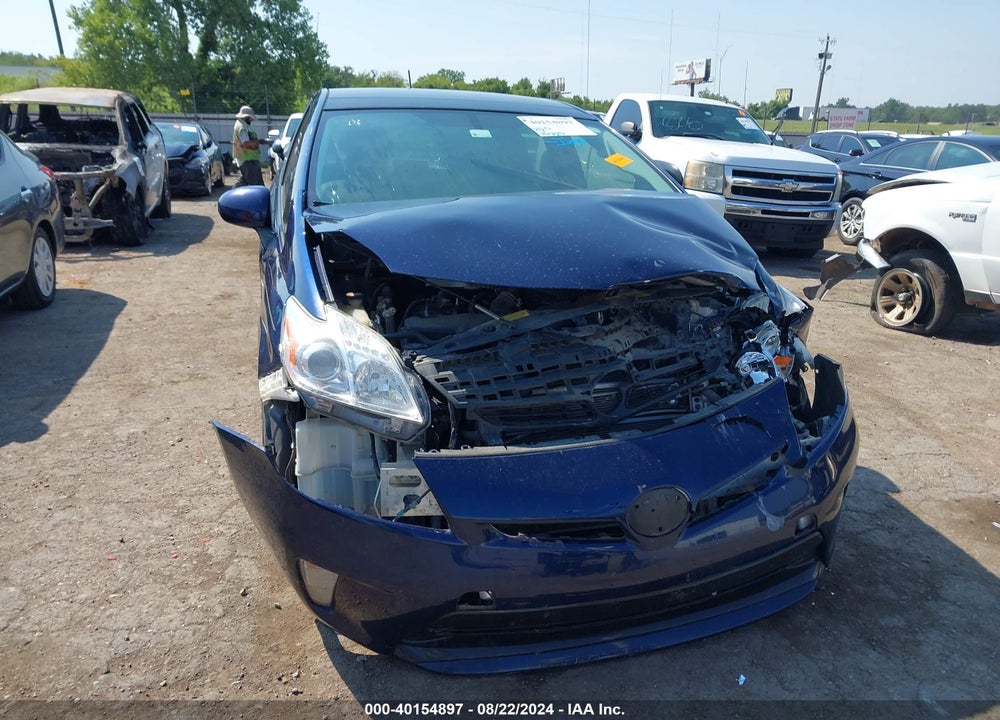 2014 TOYOTA PRIUS FOUR VIN: JTDKN3DU6E1826880