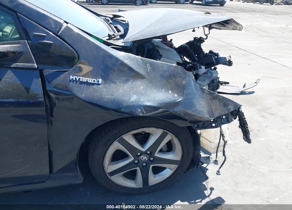 2016 TOYOTA PRIUS FOUR TOURING VIN: JTDKARFU0G3019810