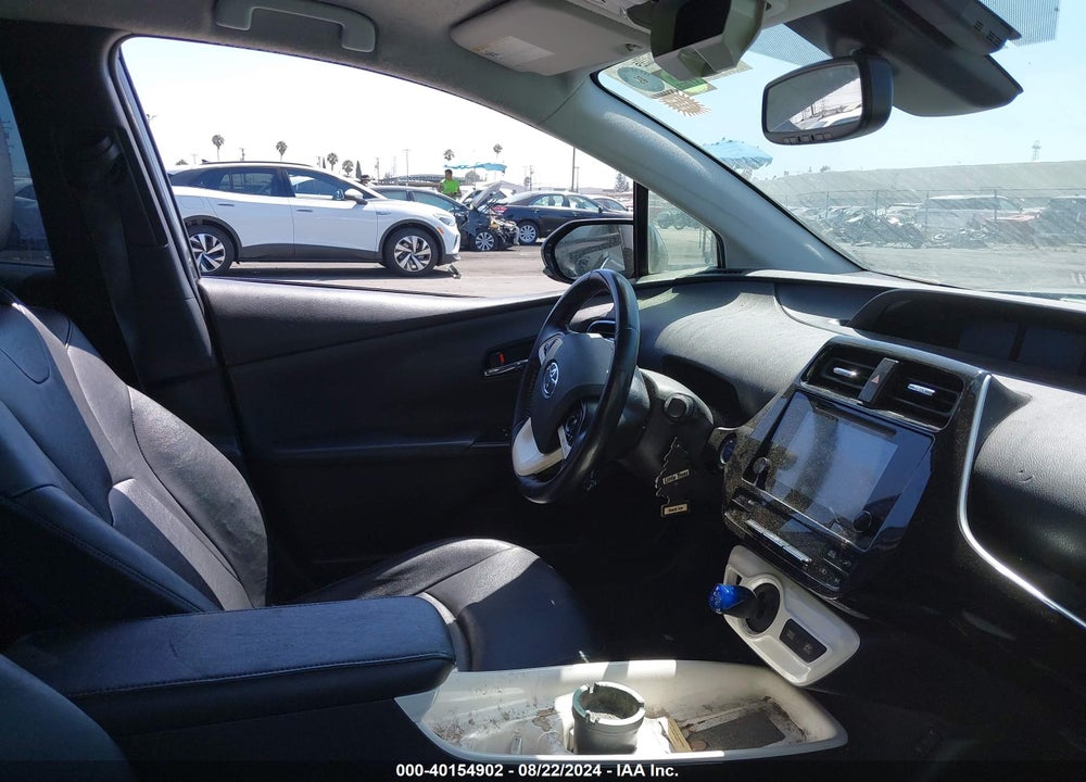 2016 TOYOTA PRIUS FOUR TOURING VIN: JTDKARFU0G3019810