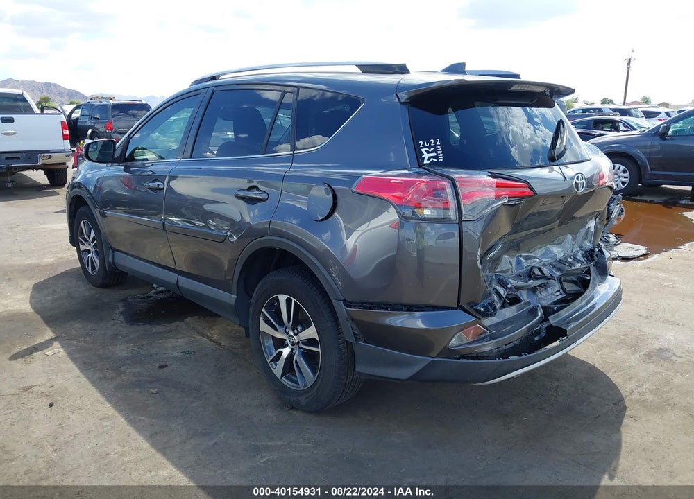 2017 TOYOTA RAV4 XLE VIN: JTMWFREV5HJ105799