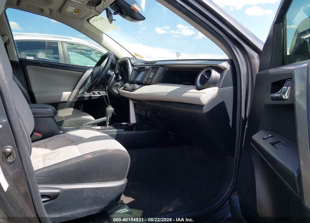 2017 TOYOTA RAV4 XLE VIN: JTMWFREV5HJ105799