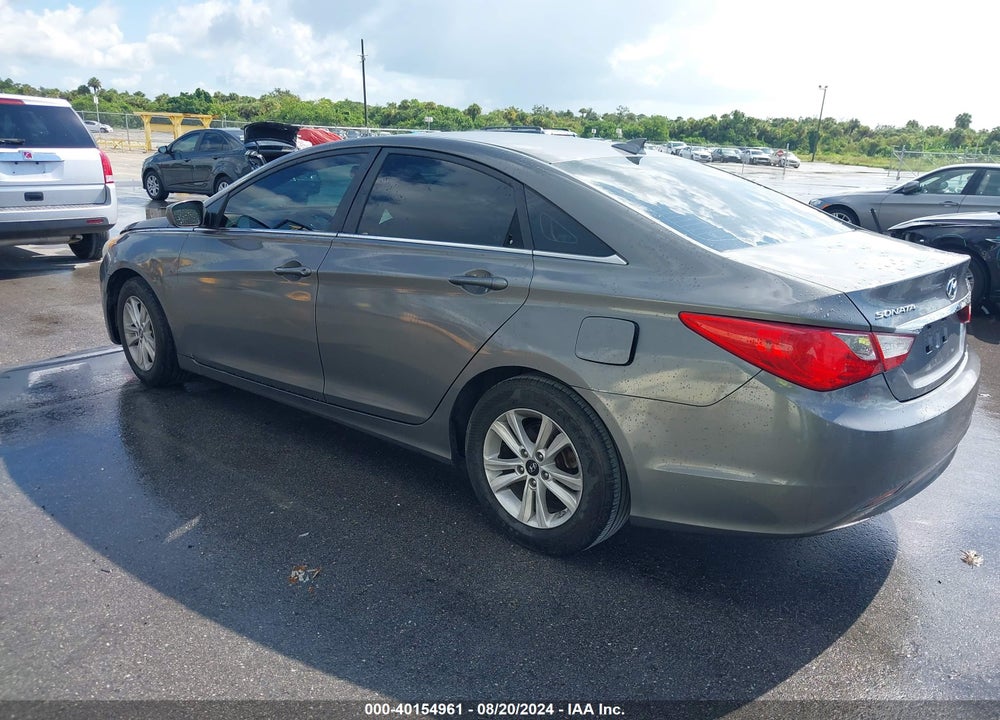 2012 HYUNDAI SONATA GLS VIN: 5NPEB4AC2CH372396