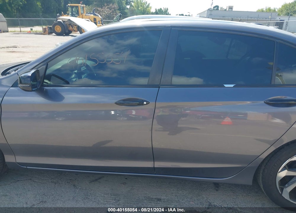 2017 HONDA ACCORD EX-L VIN: 1HGCR2F80HA103244