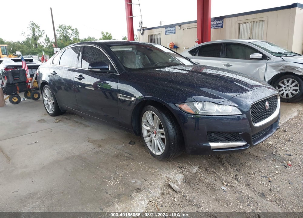 2016 JAGUAR XF 35T PRESTIGE VIN: SAJBE4BV8GCY18726