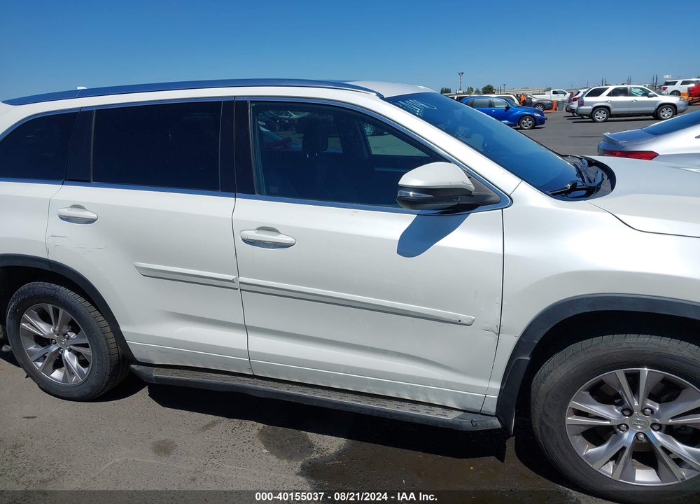 2014 TOYOTA HIGHLANDER XLE V6 VIN: 5TDJKRFH8ES004835