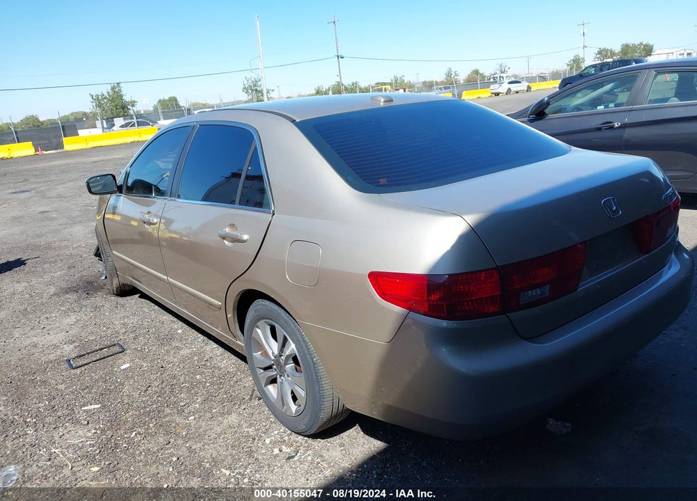 2005 HONDA ACCORD 3.0 EX VIN: 1HGCM66865A033900