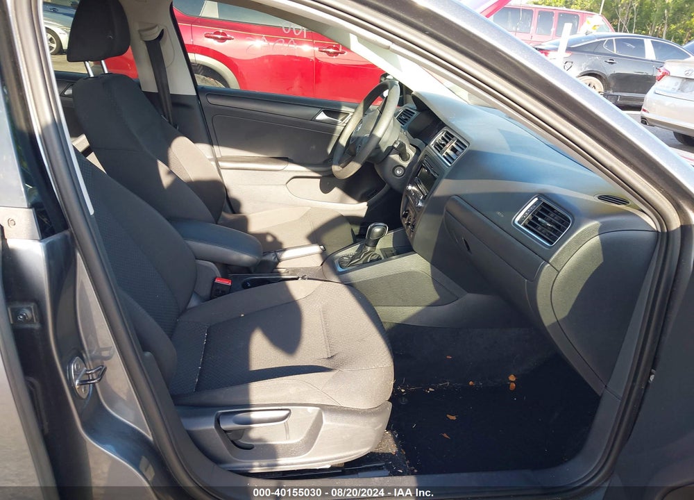 2013 VOLKSWAGEN JETTA 2.0L S VIN: 3VW2K7AJ9DM269696