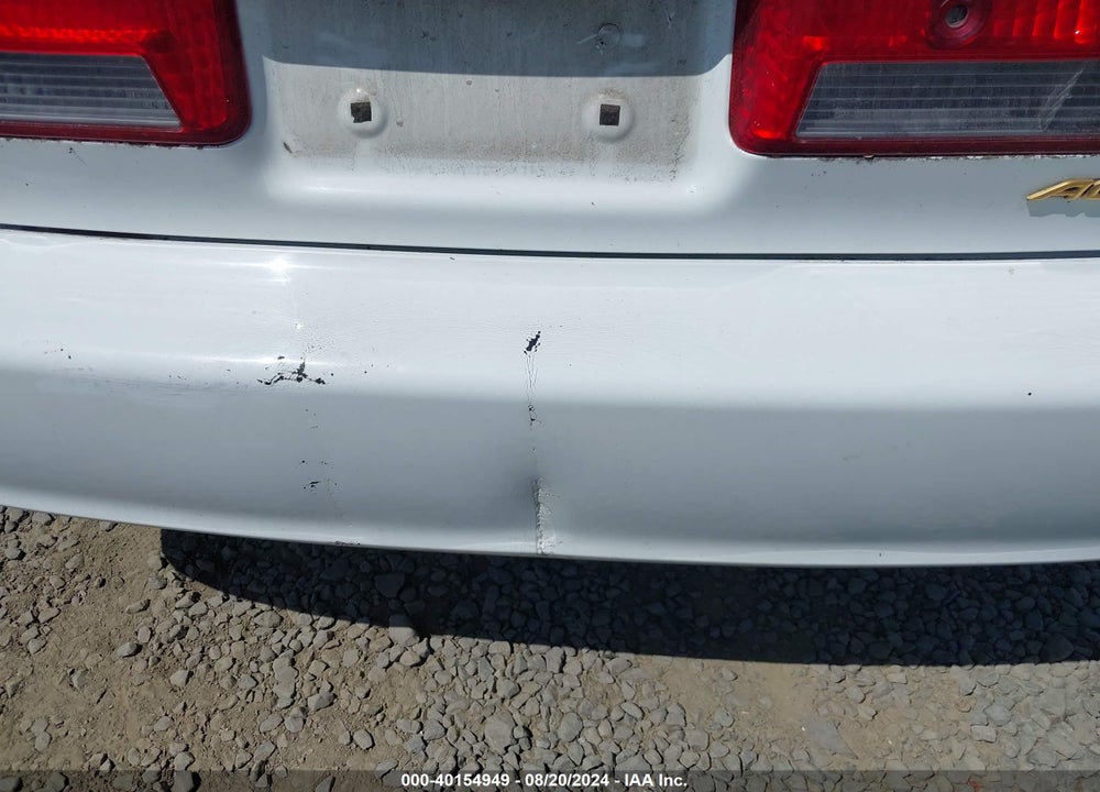 2002 HONDA ACCORD 3.0 EX VIN: 1HGCG16522A043061