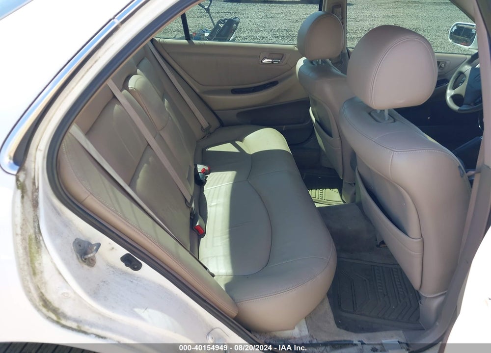 2002 HONDA ACCORD 3.0 EX VIN: 1HGCG16522A043061