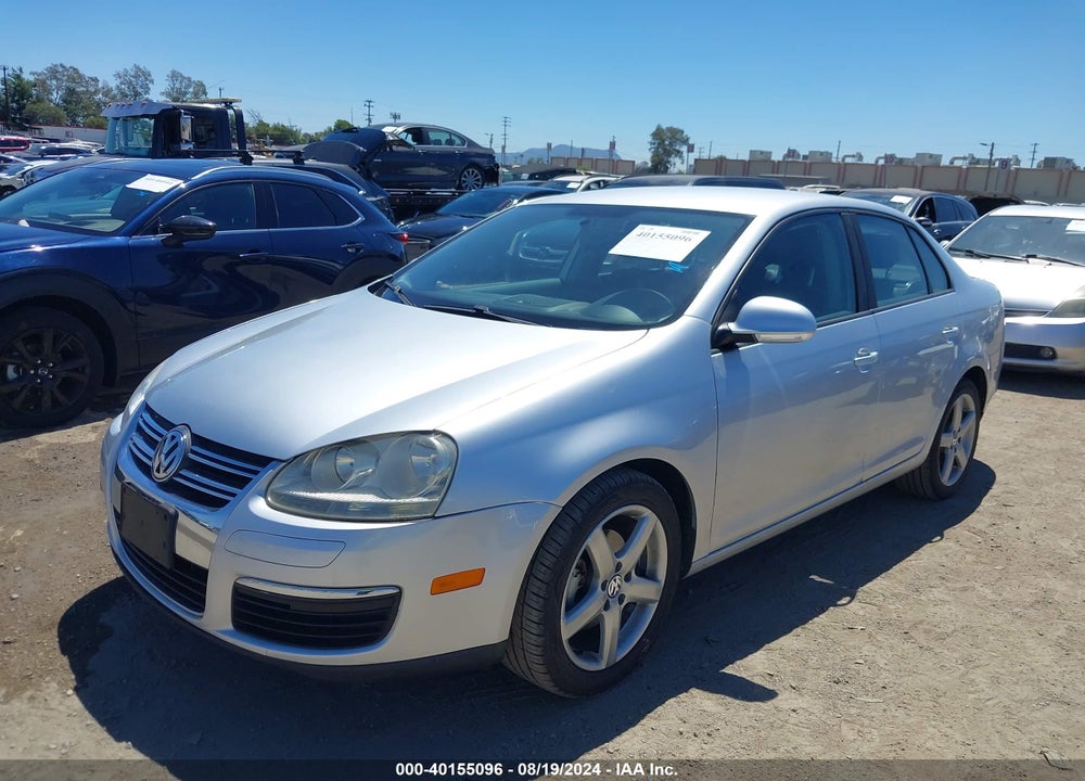 2010 VOLKSWAGEN JETTA LIMITED EDITION VIN: 3VWAZ7AJXAM095477