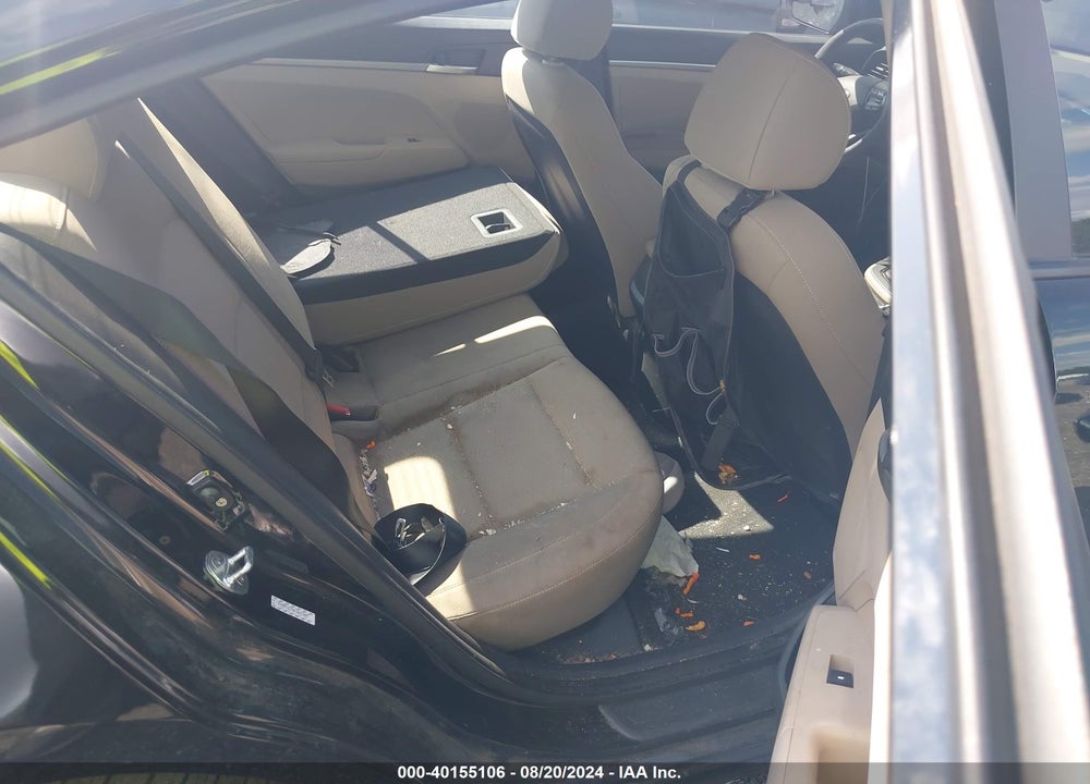 2019 HYUNDAI ELANTRA SE VIN: KMHD74LF0KU821207