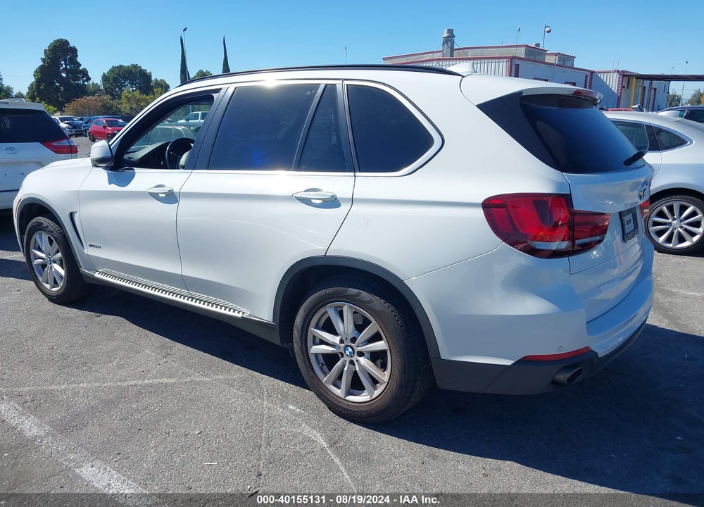 2015 BMW X5 VIN: 5UXKR0C59F0P04386