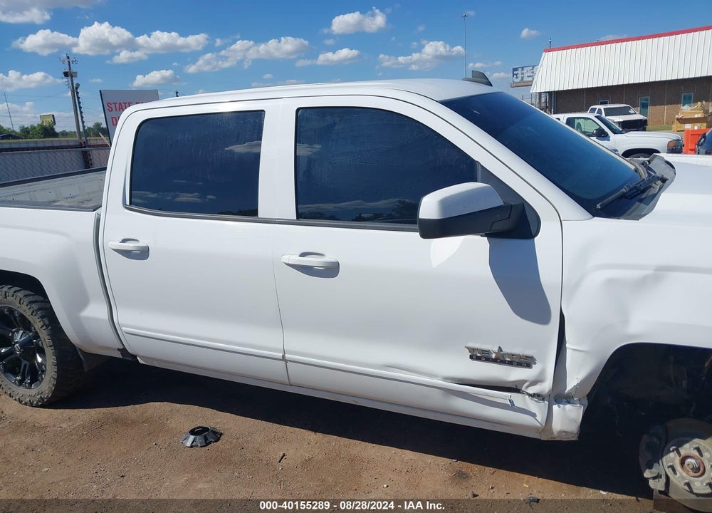 2018 CHEVROLET SILVERADO 1500 2LT VIN: 3GCUKRECXJG390038