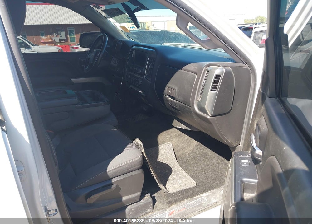 2018 CHEVROLET SILVERADO 1500 2LT VIN: 3GCUKRECXJG390038