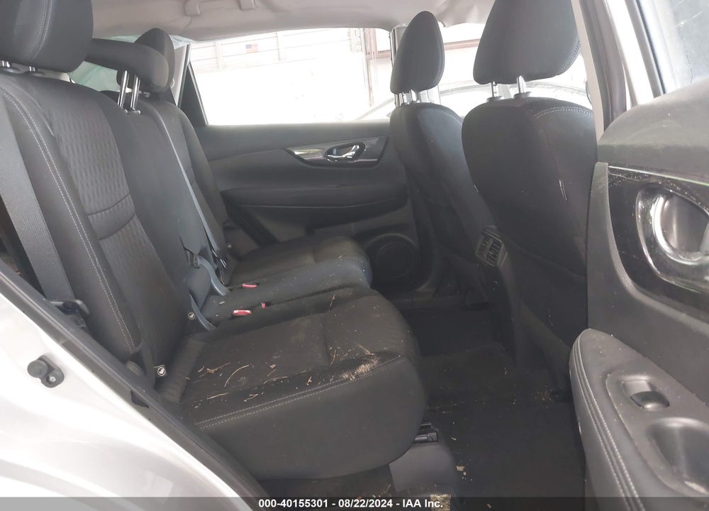 2018 NISSAN ROGUE S VIN: KNMAT2MT1JP579505
