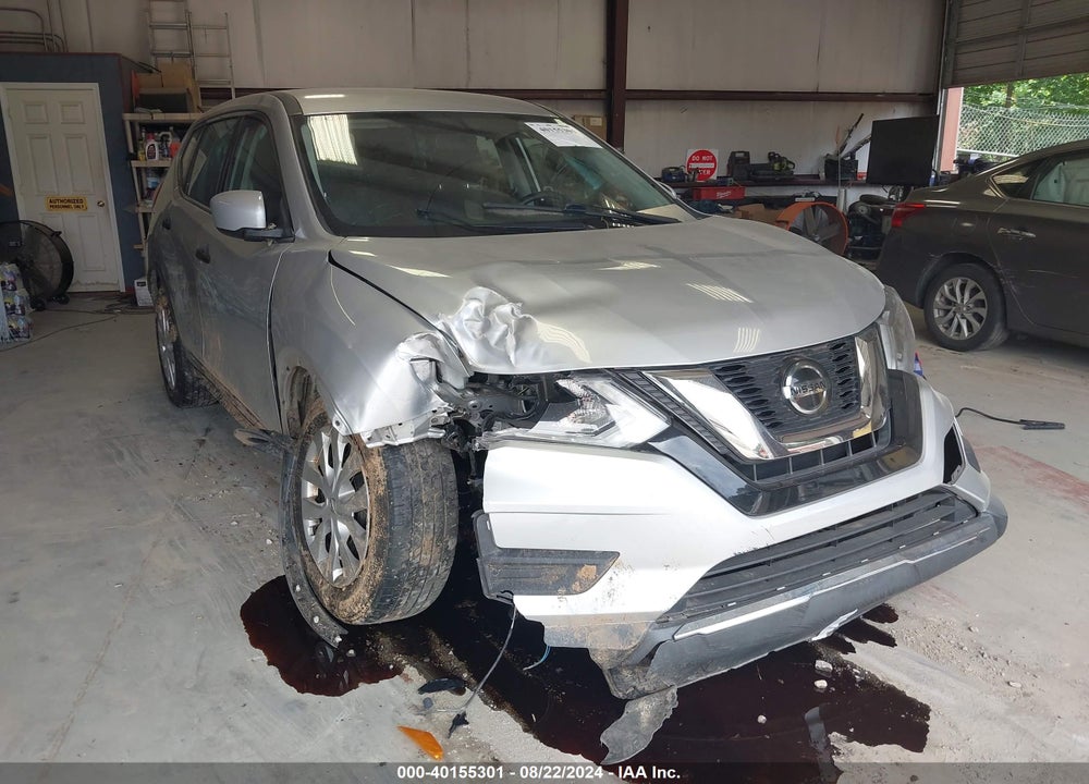 2018 NISSAN ROGUE S VIN: KNMAT2MT1JP579505