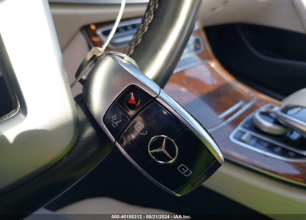 2019 MERCEDES-BENZ E 300 4MATIC VIN: WDDZF4KB4KA495561