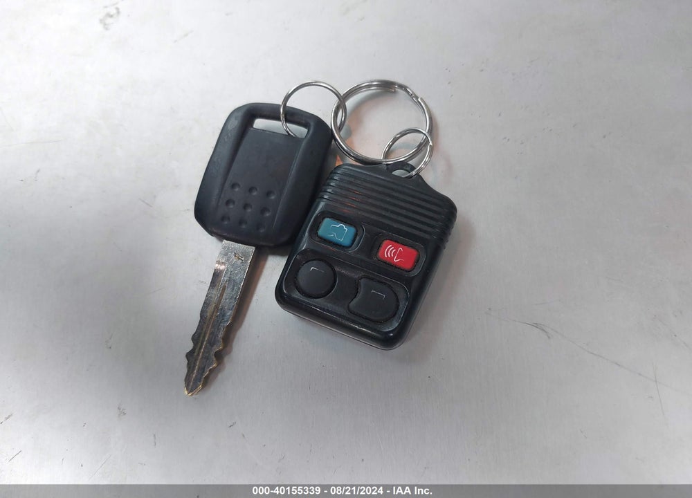2006 MERCURY GRAND MARQUIS VIN: 2MEFM75V56X654593