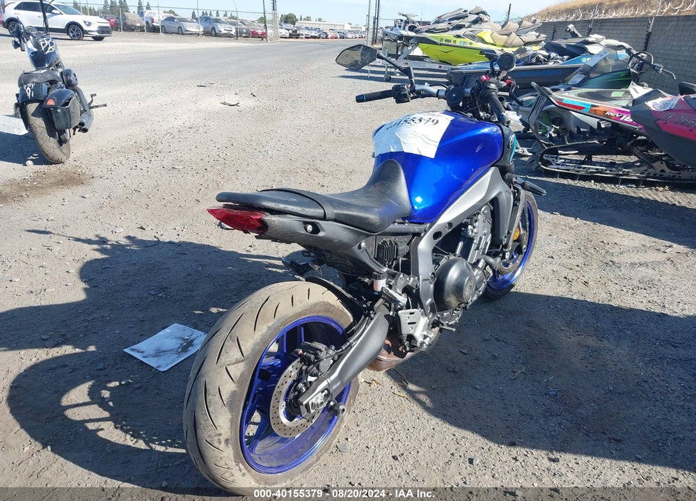 2023 YAMAHA MT09 C VIN: JYARN71Y4PA001044