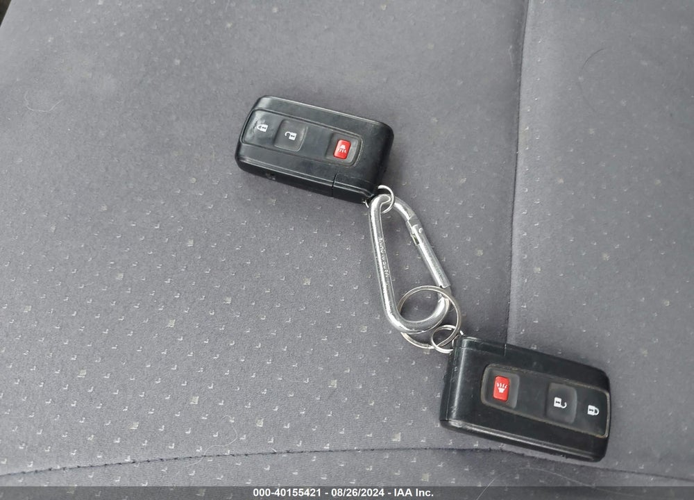 2008 TOYOTA PRIUS VIN: JTDKB20U383445795