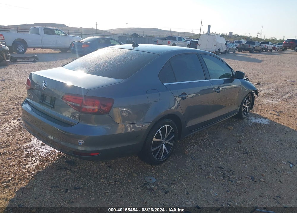 2017 VOLKSWAGEN JETTA 1.4T SE VIN: 3VWDB7AJ9HM409597