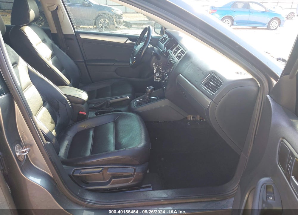 2017 VOLKSWAGEN JETTA 1.4T SE VIN: 3VWDB7AJ9HM409597