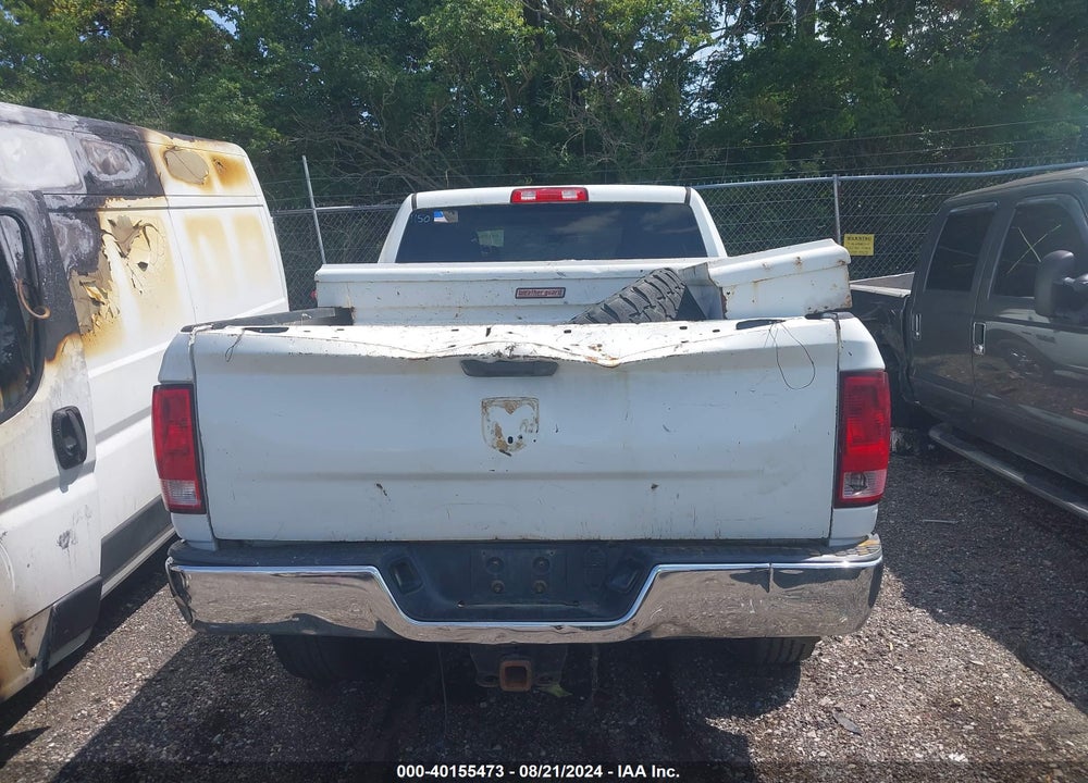 2014 RAM 2500 TRADESMAN VIN: 3C6TR5CT7EG208621