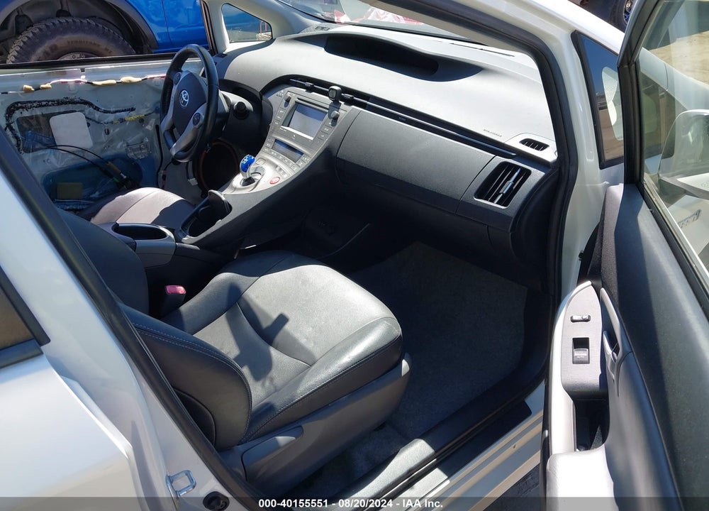 2013 TOYOTA PRIUS FOUR VIN: JTDKN3DU0D5689037