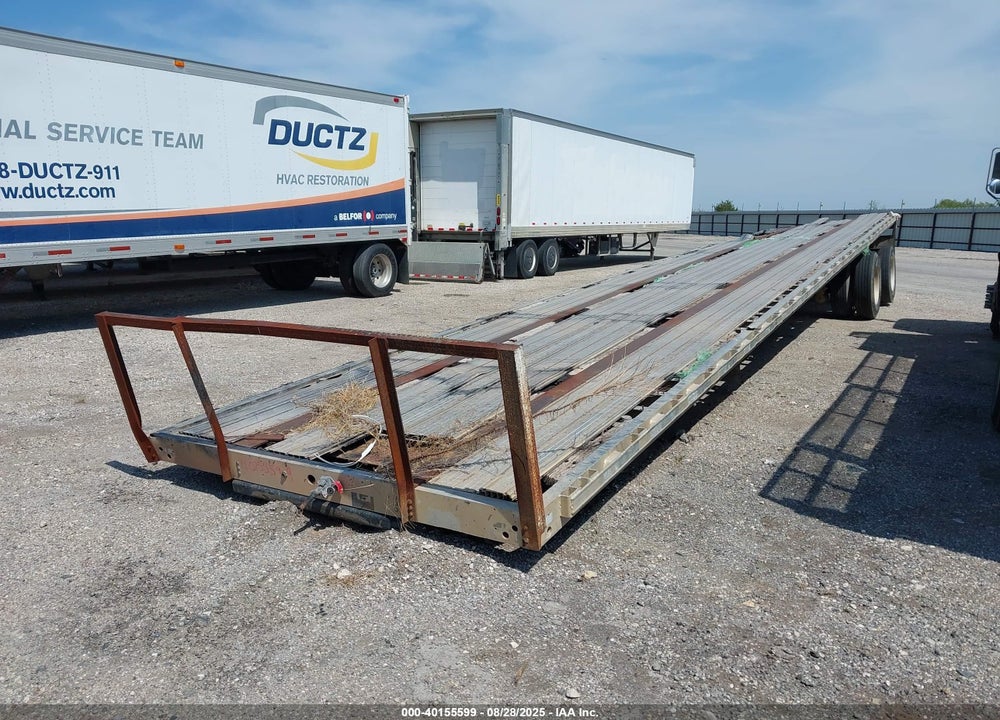 2000 TRANSCRAFT CORP --- VIN: 1TTF48206Y2005296