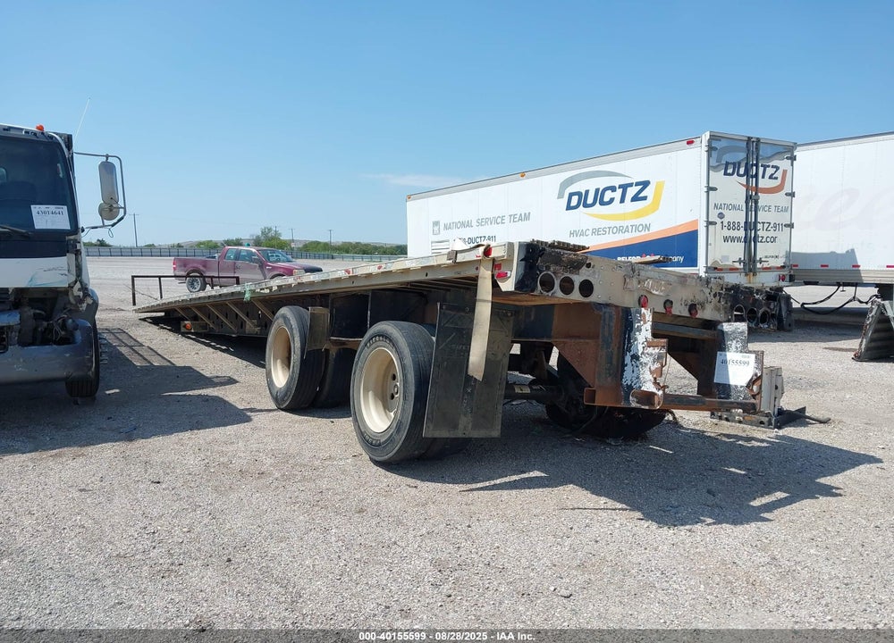 2000 TRANSCRAFT CORP --- VIN: 1TTF48206Y2005296
