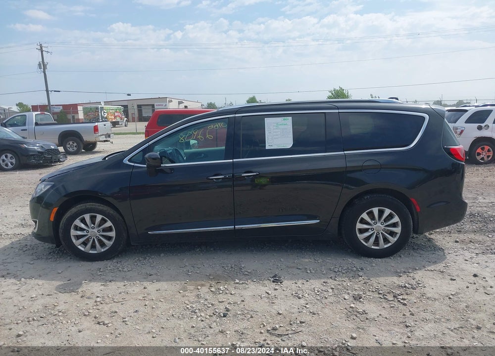 2019 CHRYSLER PACIFICA VIN: 2C4RC1BG0KR650406