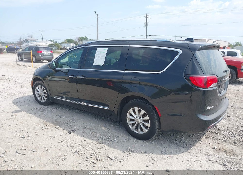 2019 CHRYSLER PACIFICA VIN: 2C4RC1BG0KR650406