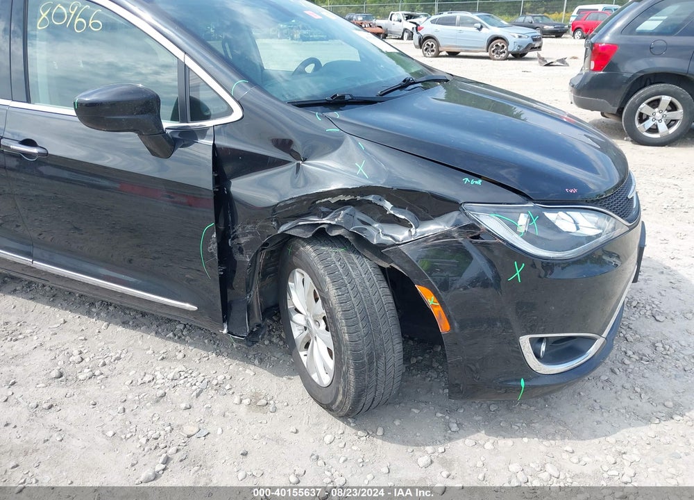 2019 CHRYSLER PACIFICA VIN: 2C4RC1BG0KR650406