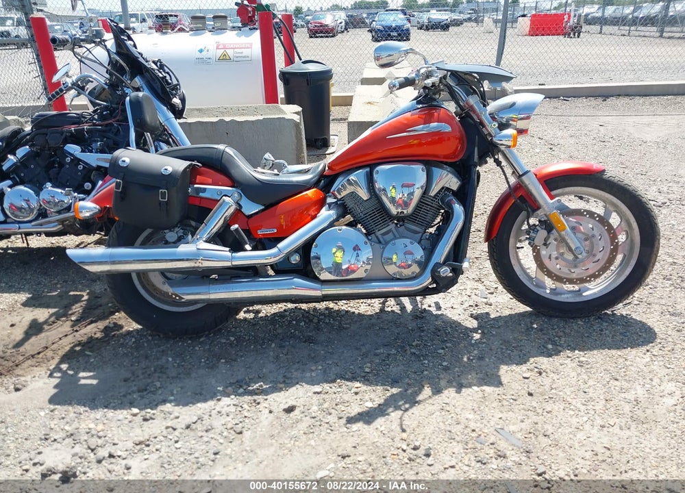 2006 HONDA VTX1300 C VIN: 1HFSC55046A214097