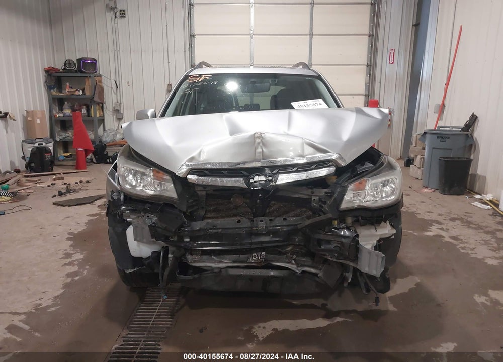2018 SUBARU FORESTER VIN: JF2SJAGC9JH507611