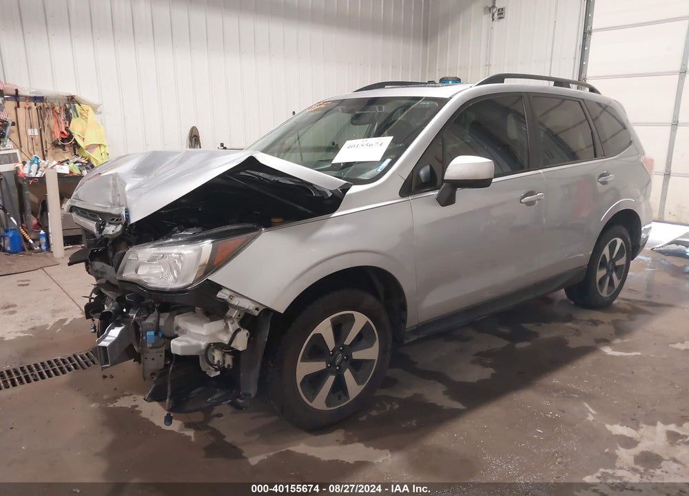 2018 SUBARU FORESTER VIN: JF2SJAGC9JH507611