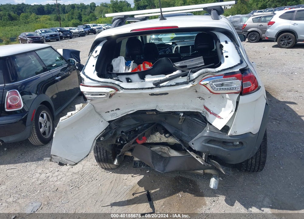 2018 JEEP CHEROKEE TRAILHAWK 4X4 VIN: 1C4PJMBX5JD517110