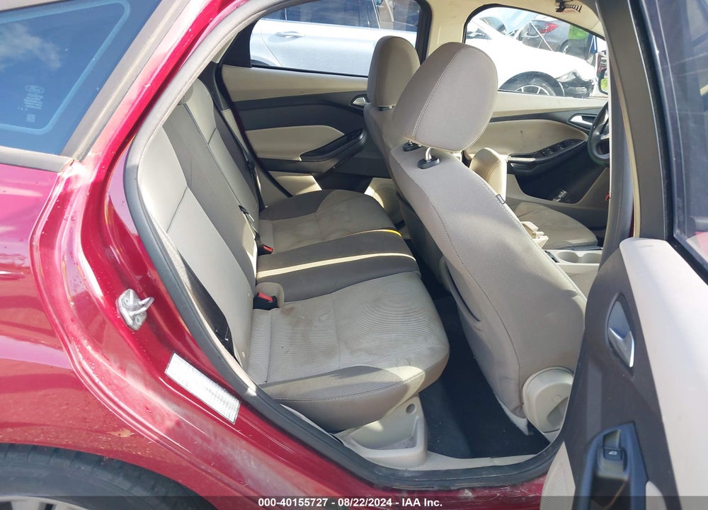 2014 FORD FOCUS SE VIN: 1FADP3K2XEL444303
