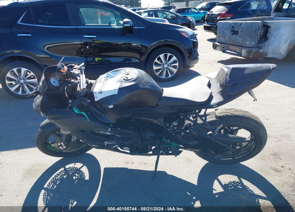 2009 KAWASAKI ZX600 R VIN: JKAZX4R169A008658