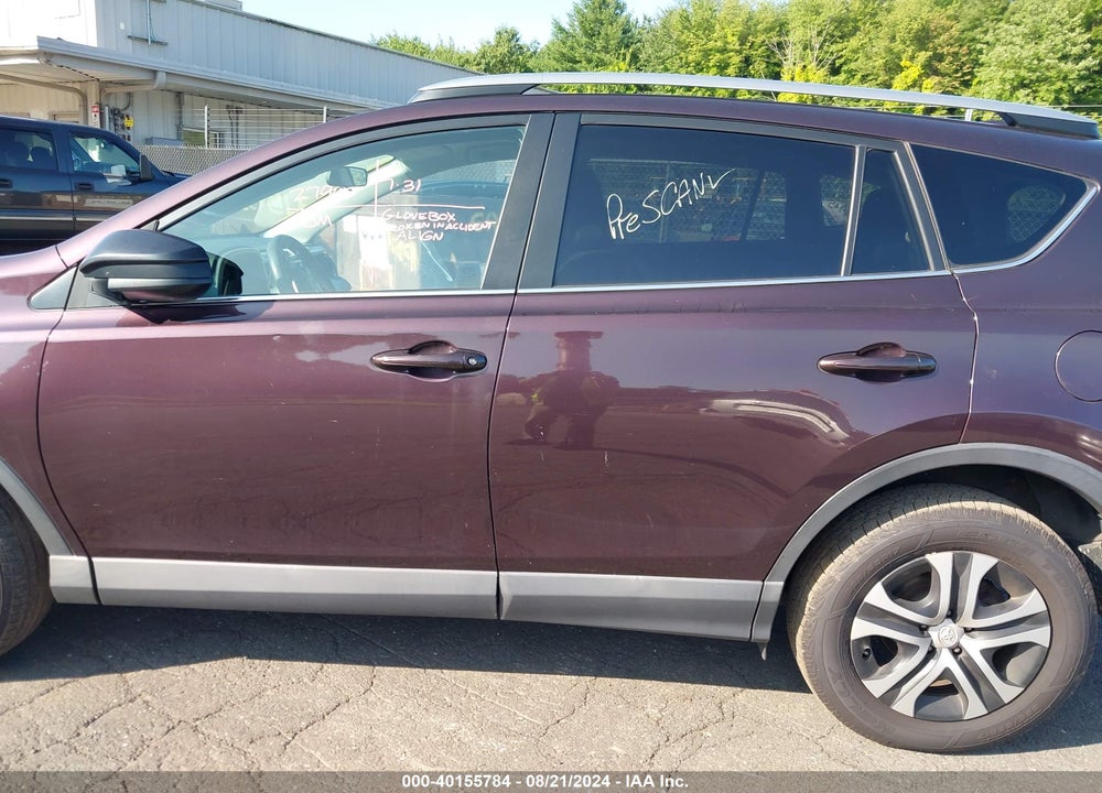 2018 TOYOTA RAV4 LE VIN: 2T3BFREV9JW706431