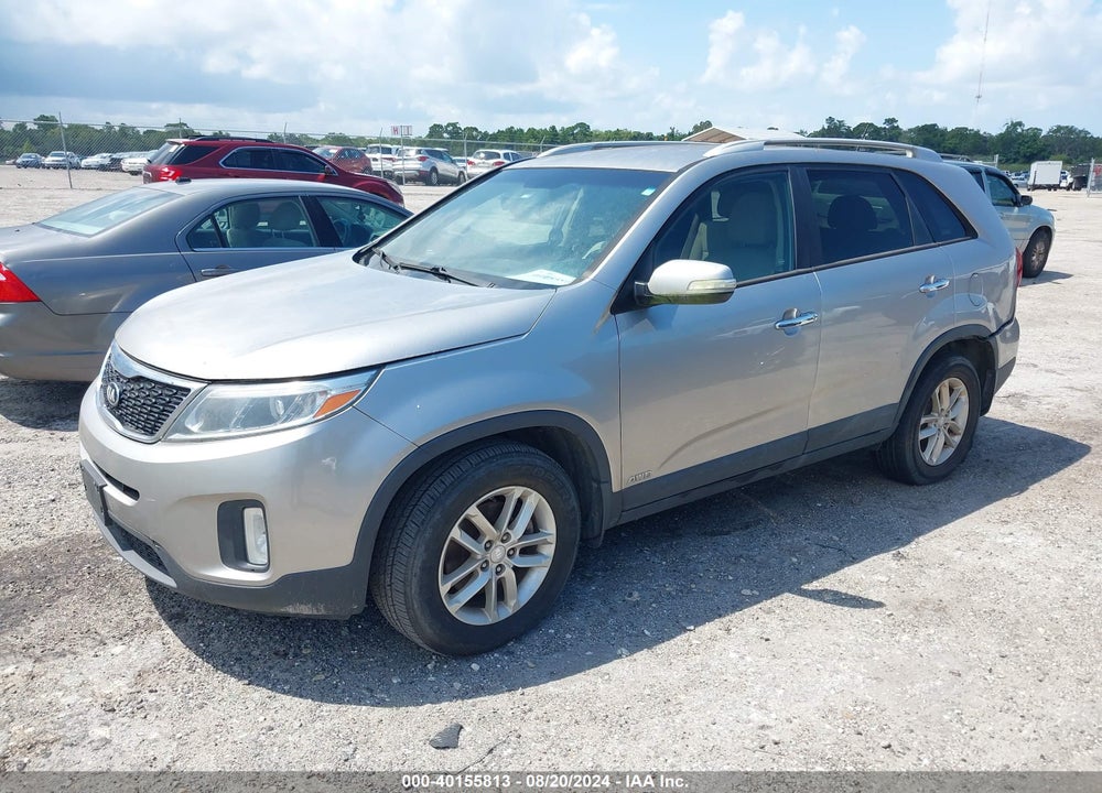 2015 KIA SORENTO LX V6 VIN: 5XYKTDA70FG652350
