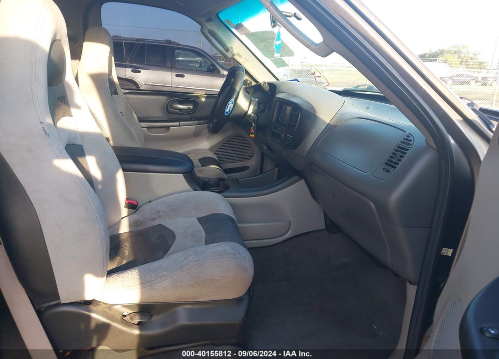 2004 FORD F-150 HERITAGE VIN: 2FTRF07324CA62410