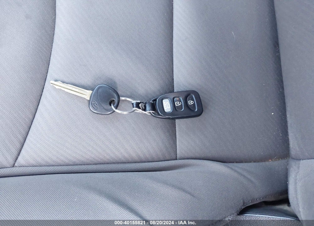 2011 HYUNDAI ELANTRA GLS (ULSAN PLANT) VIN: KMHDH4AE4BU140300
