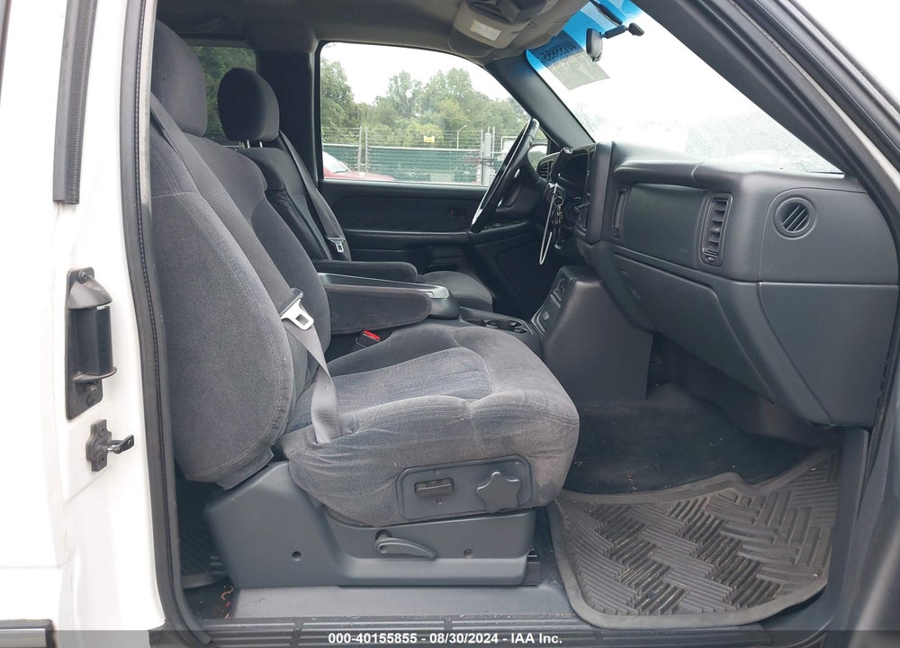 2002 CHEVROLET SILVERADO 2500HD LS VIN: 1GCHK29U42E114698