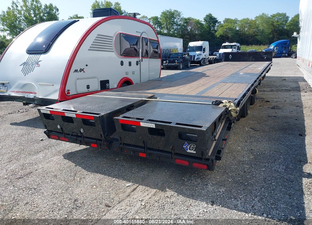2023 TRAILER DIAMOND 40' DIAMOND C VIN: 46UFU4027P1275707